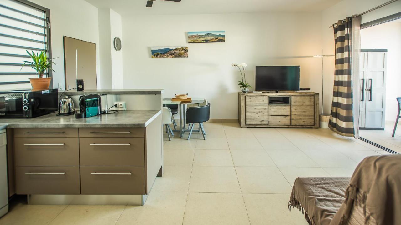 Appartement Ylang Ylang A L Ermitage Les Bains - Proche De La Mer Pour 4 Personnes Saint-Paul Bagian luar foto