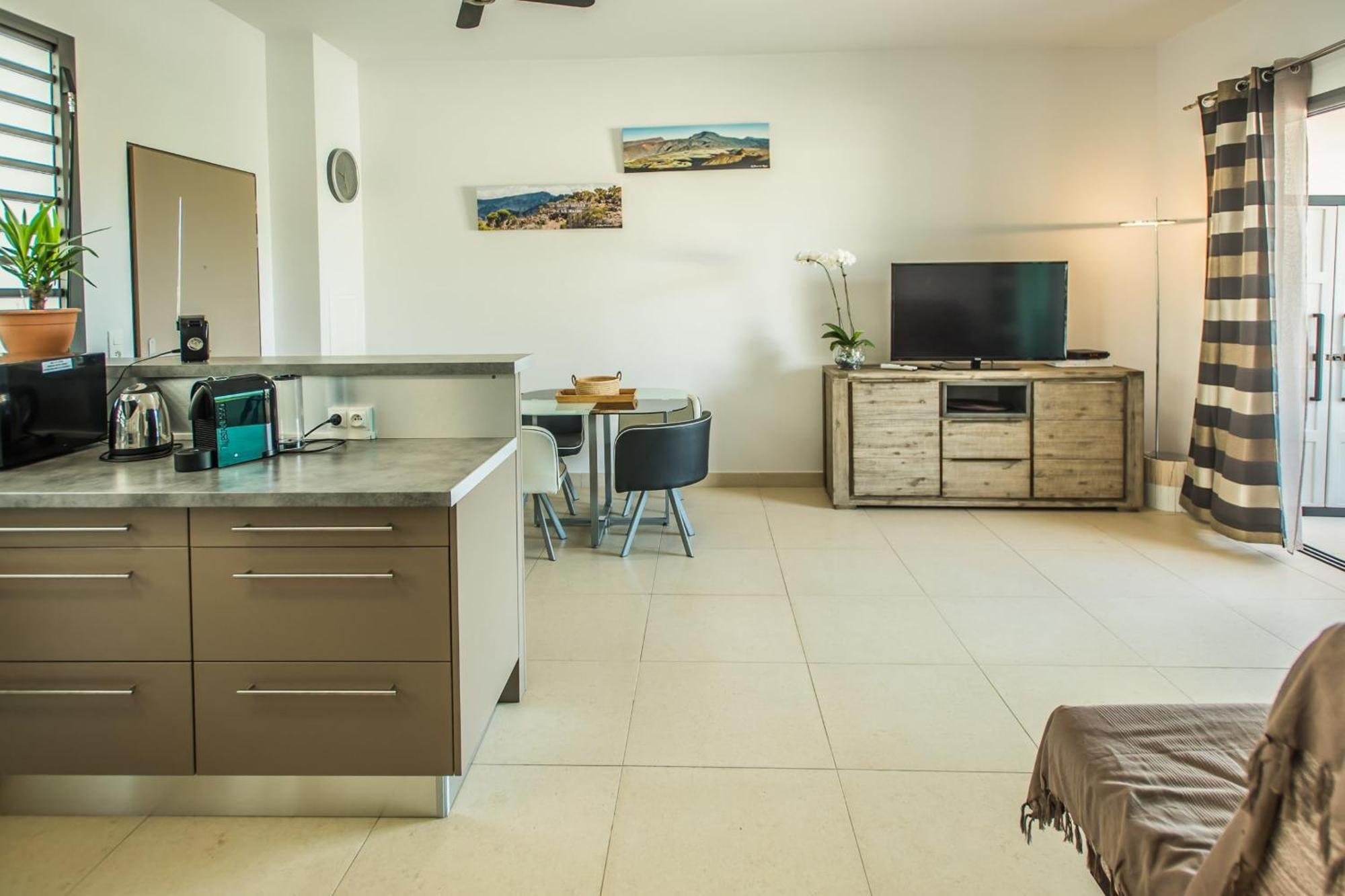 Appartement Ylang Ylang A L Ermitage Les Bains - Proche De La Mer Pour 4 Personnes Saint-Paul Ruang foto